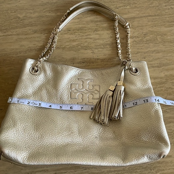 Gold Tory Burch Handbag 👜 - Picture 14 of 17